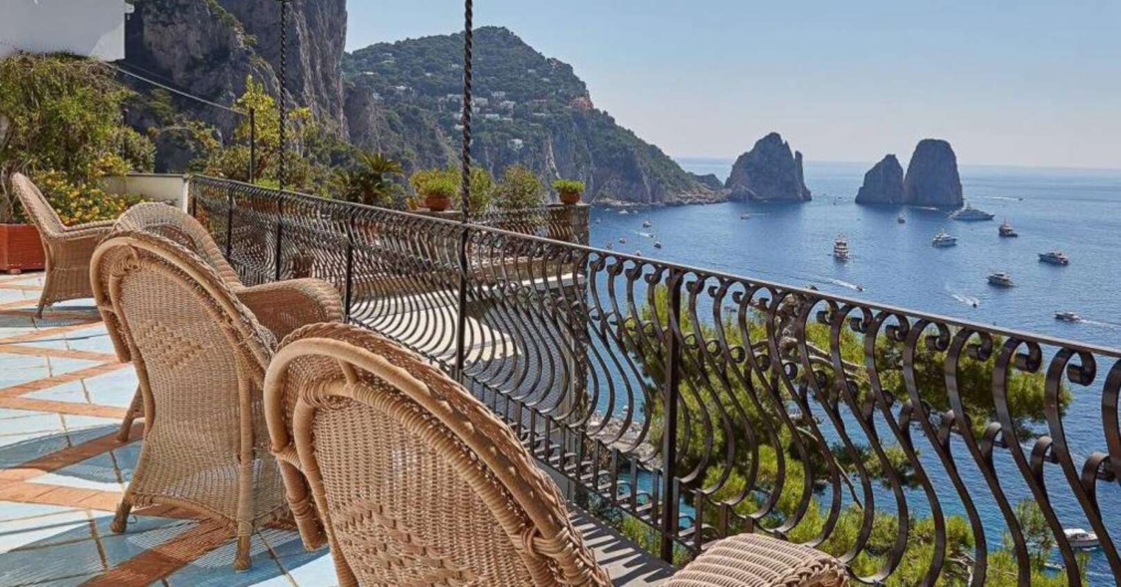 Villas for sale in Capri: a blend of history, glamor, and natural