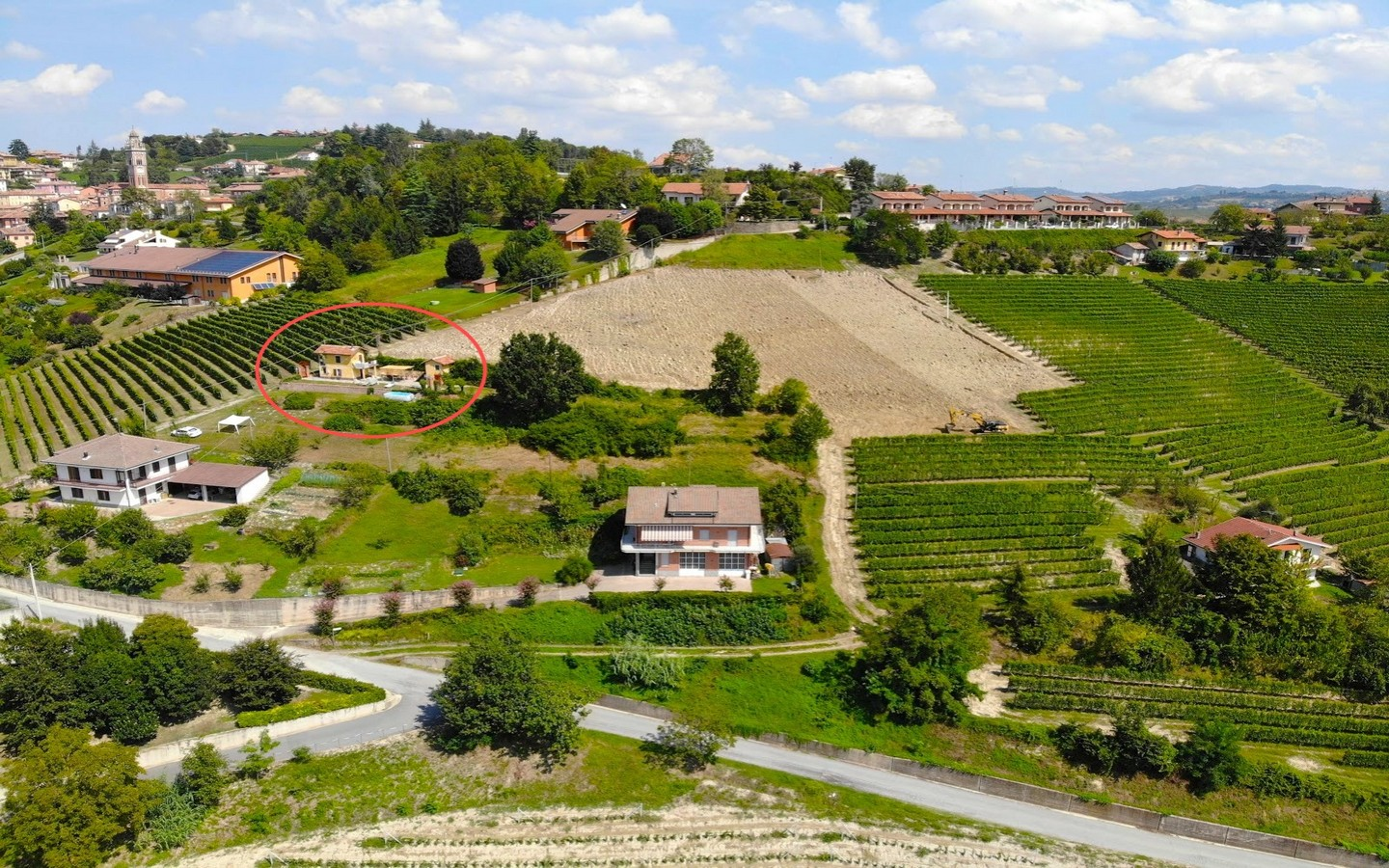 Panoramic Building Land with Approved Project in the Heart of the Langhe