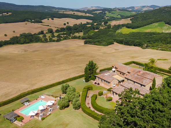 Affascinante Casale Con Piscina - Casole d'Elsa