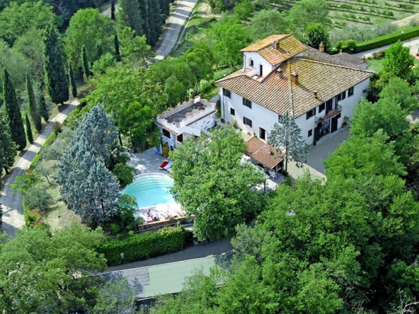 Agriturismo Con Piscina E Vedute Panoramiche A Terranuova Bracciolini