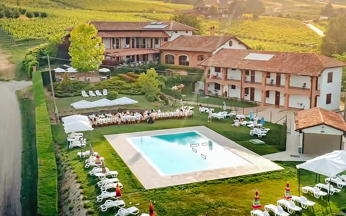 Agriturismo con Vigneti e Piscina nel sud del Piemonte