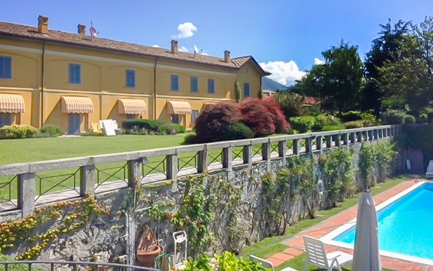 Ampio Appartamento In Villa D'epoca Ristrutturata Con Giardino E Piscina