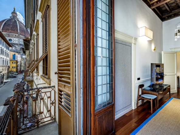 Large Luxury Apartment A Step Away From Florence Cathedral