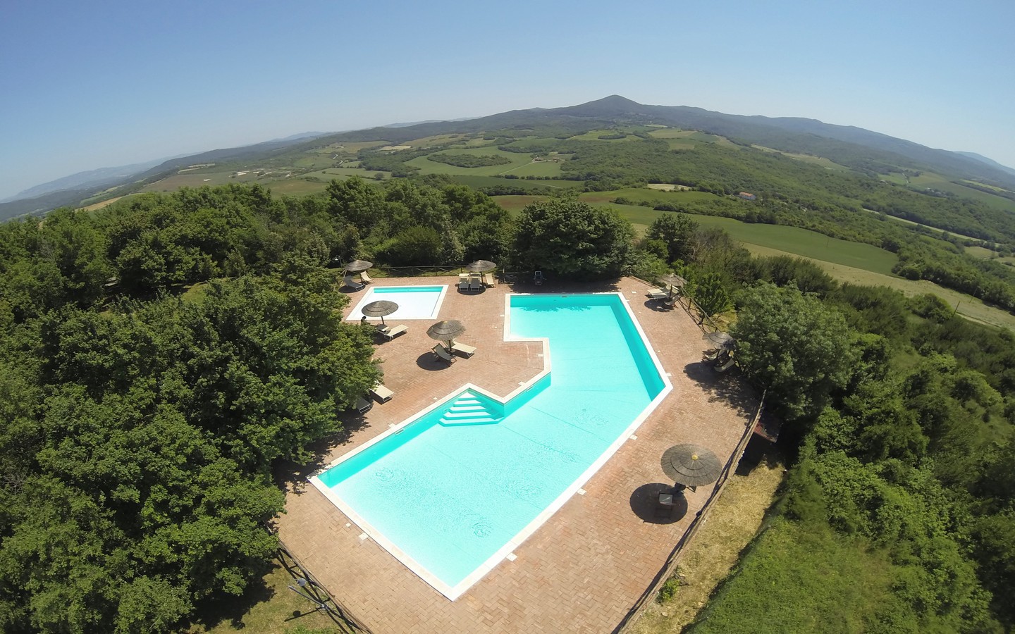 Borgo In Pietra Con Piscina Nel Cuore Della Toscana