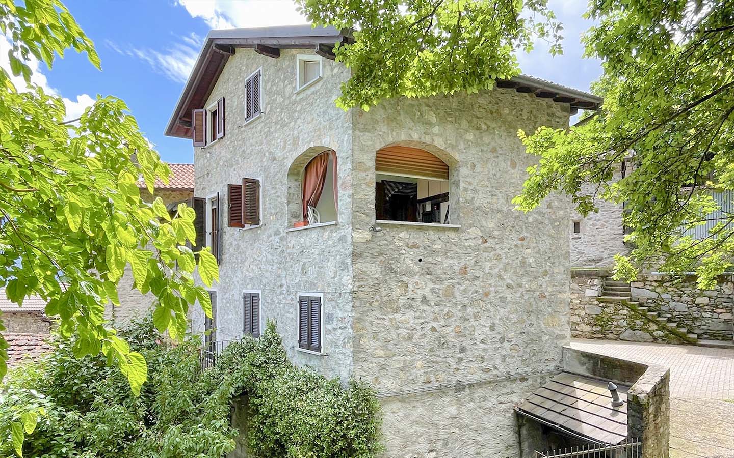 Casa Panoramica Con Vista Lago A Trezzone