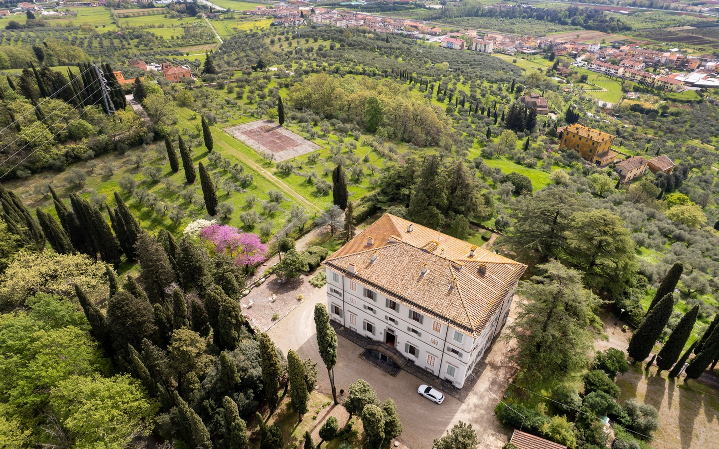 Prestigieus historisch huis met originele fresco's in Pistoia
