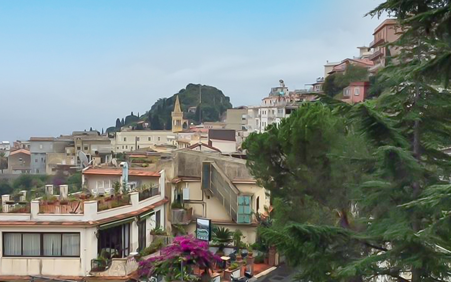Elegante Panoramawohnung zu verkaufen in Taormina