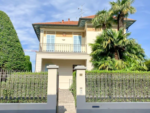 Elegante Villa Con Dépendance A Corbetta