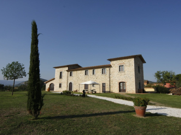 Exclusieve Toscaanse stenen villa op het platteland van Toscane