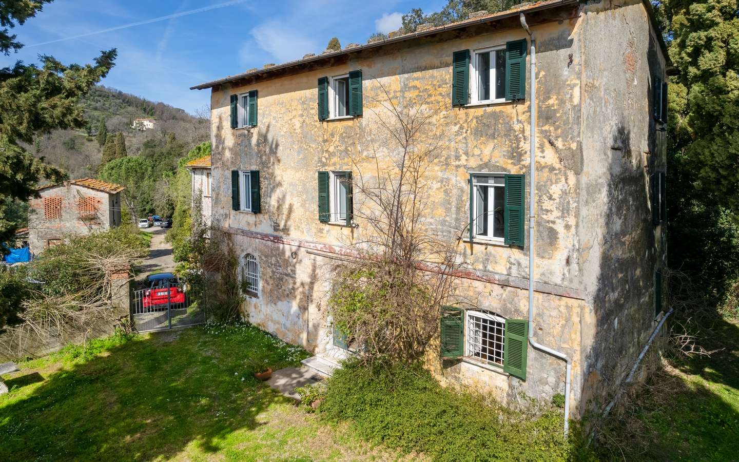 Incantevole Villa D'epoca Con Casa Colonica