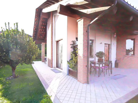 Splendida Villa Indipendente Con Vista Panoramica A La Morra