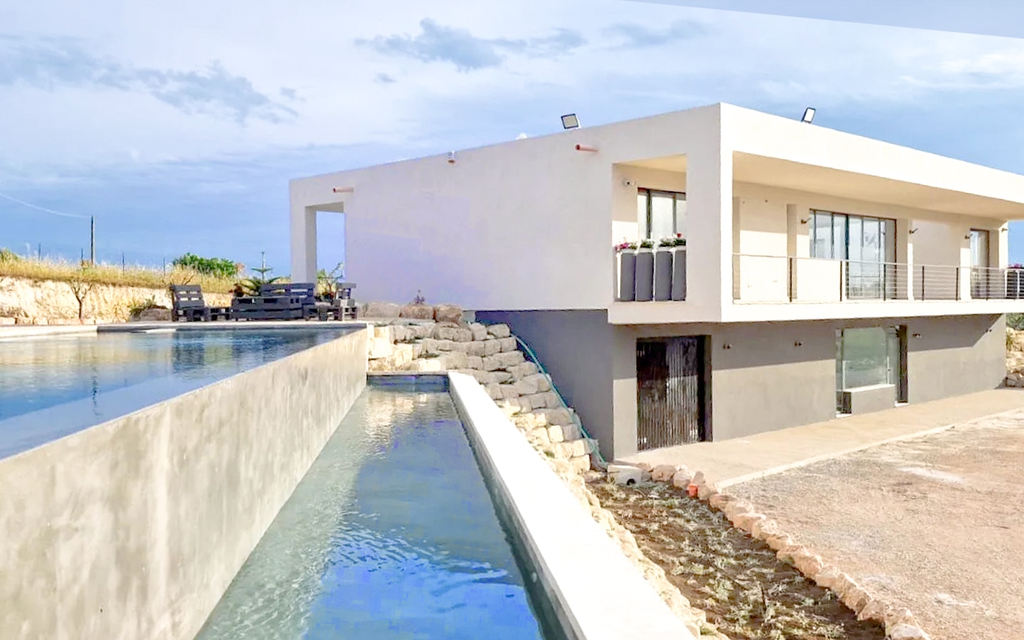 Prachtige moderne villa met panoramisch uitzicht in Noto