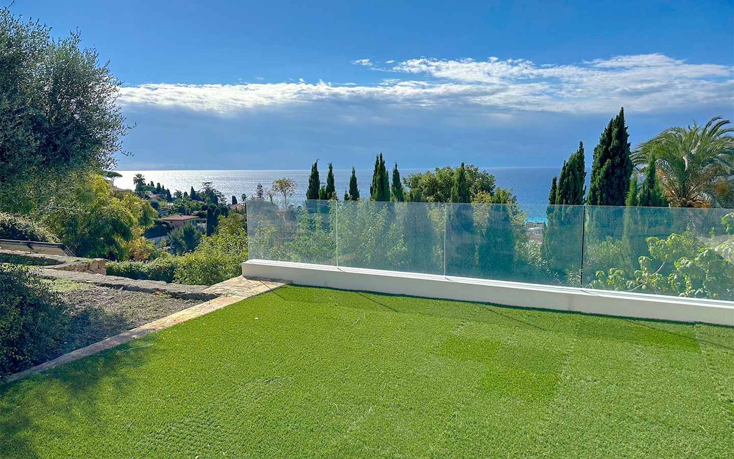 Splendida Villa Ristrutturata Con Piscina E Vista Mare A Bordighera