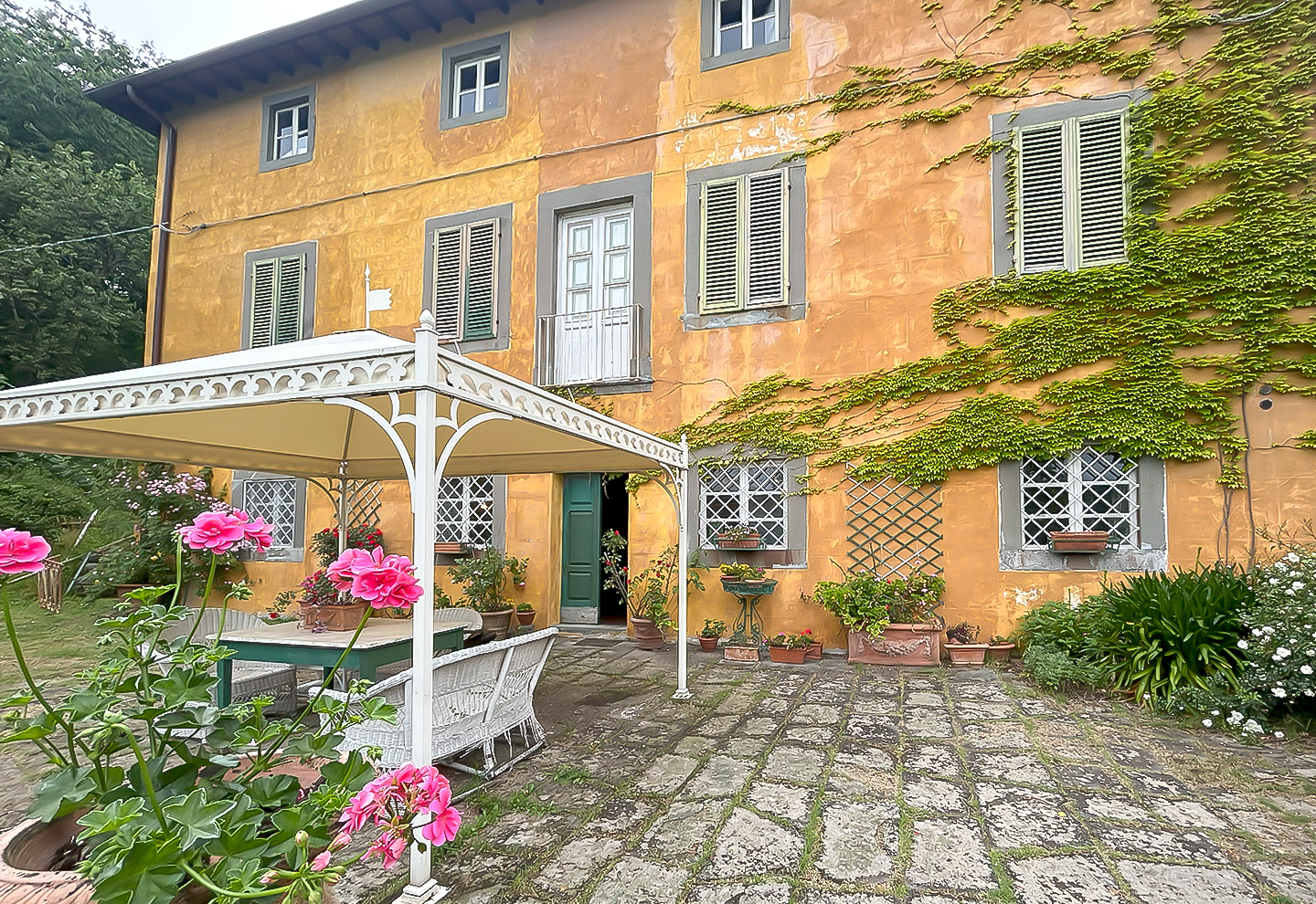 Prachtige 18e-eeuwse villa te midden van de kastanjebossen - Tereglio (Lucca)
