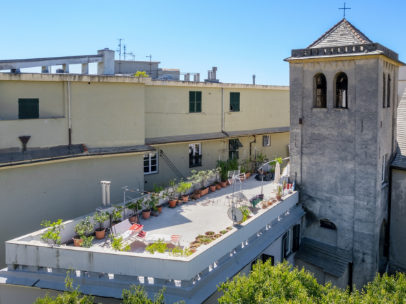Prächtige Wohnung mit großer Terrasse und eigenem Zugang - Genua Castelletto