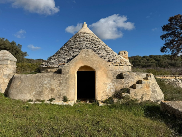 Historische boerderij uit 1754 in Ceglie Messapica