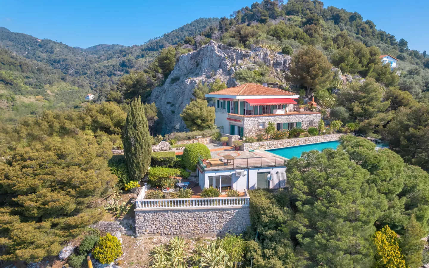Villa mit Pool