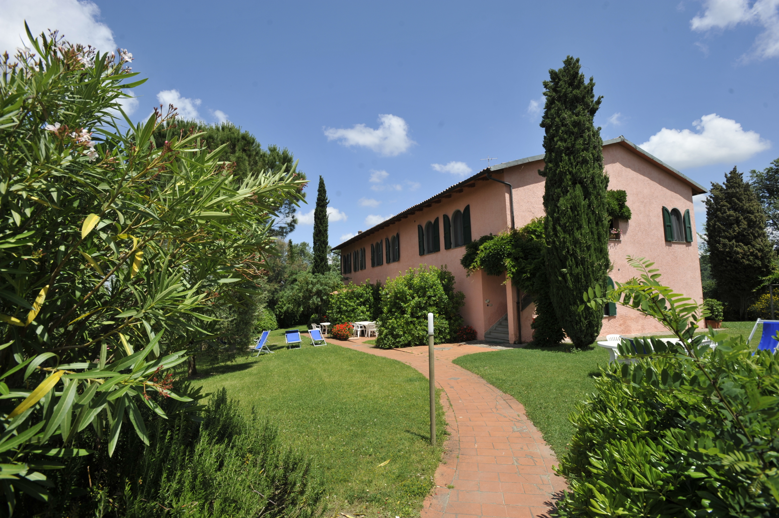 Villa Con Piscine