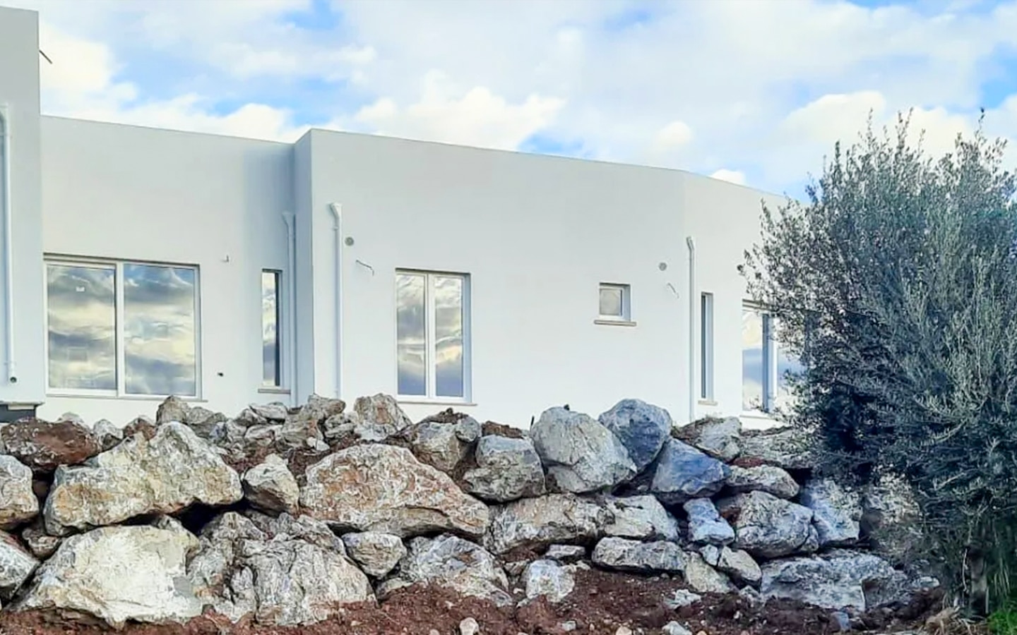 Newly Built Villa with Sea View in Diamante