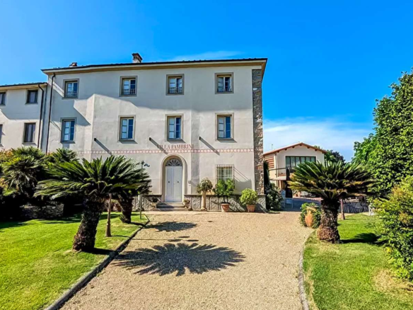 Villa Storica Con Ristorante Per Eventi - Lucca
