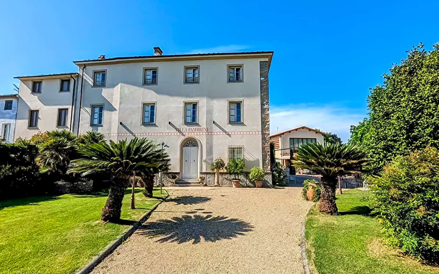 Villa Storica Con Ristorante Per Eventi - Lucca