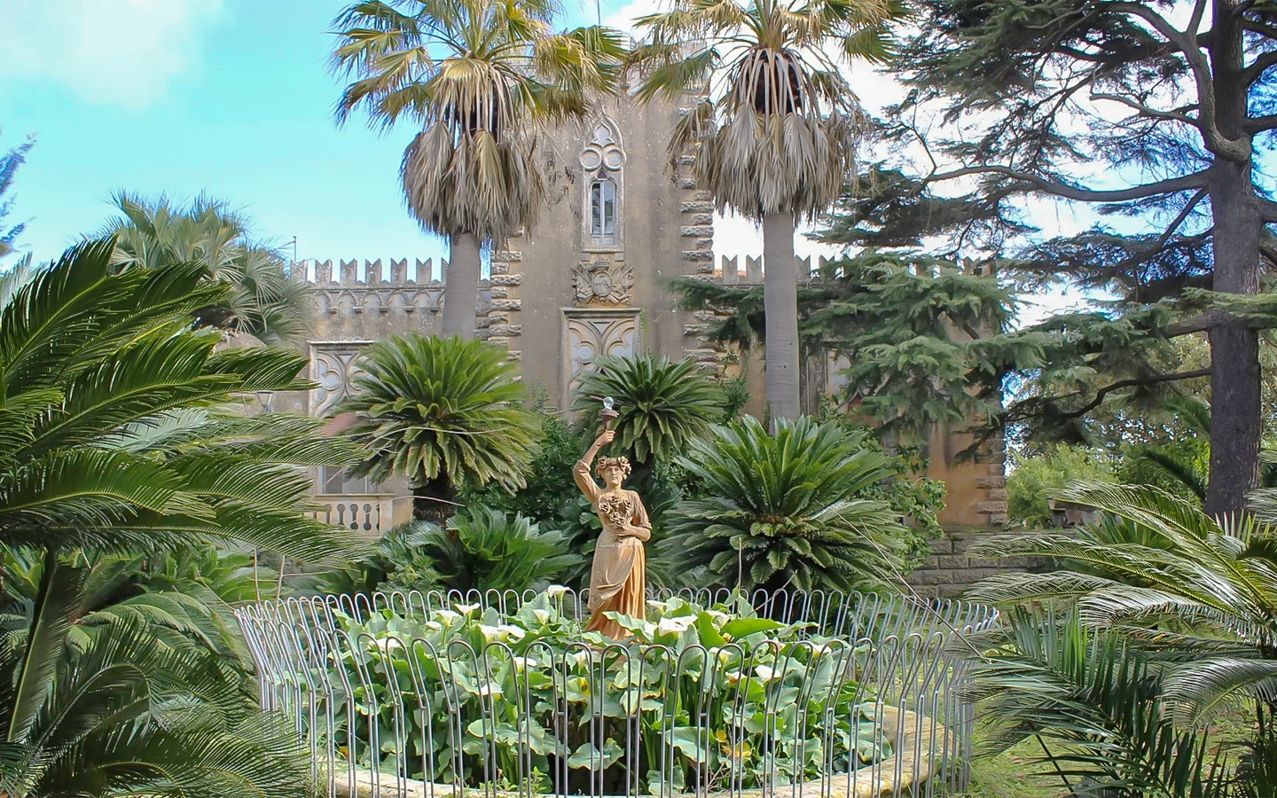 Villa Storica Con Stile Eclettico E Parco Privato