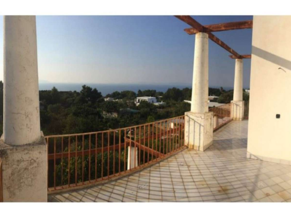 Villa Su Tre Livelli Con Vista Panoramica