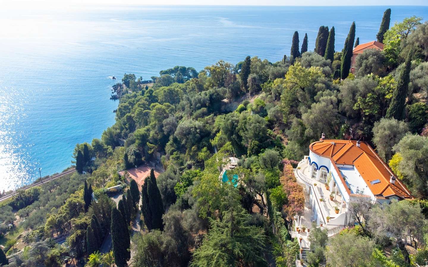 Grundstück am Meer in der Nähe von Monte Carlo
