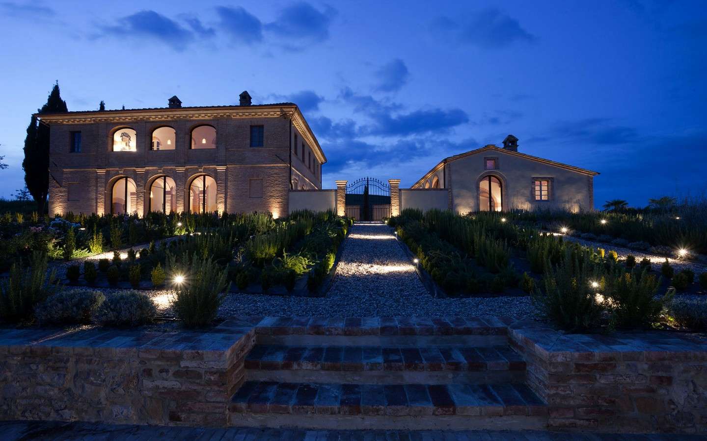 Verblijf in de Sienese heuvels met land en zwembad