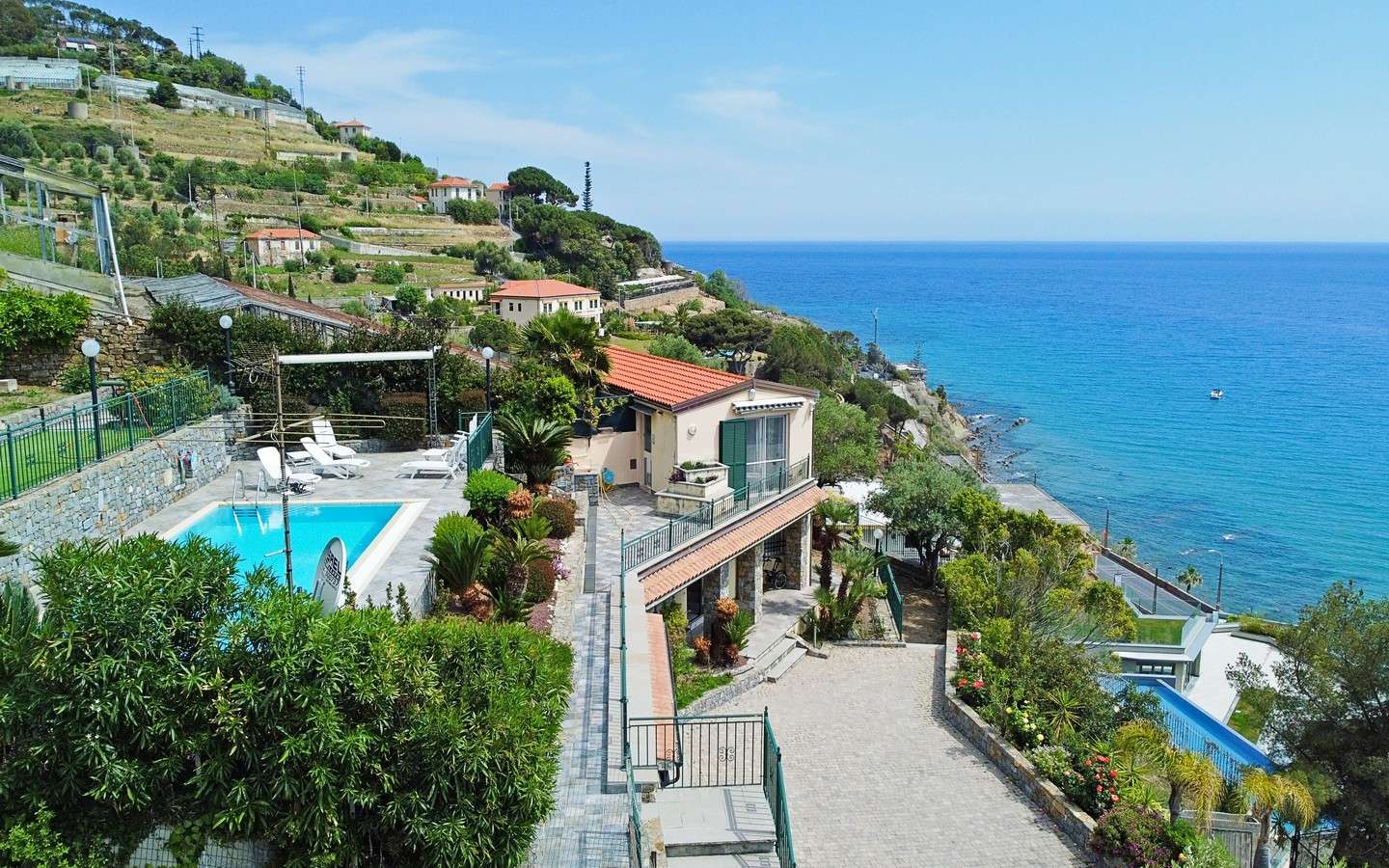 Villa With Pool Near The Sea In Sanremo