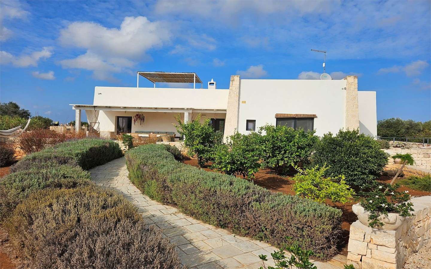 Villa Vista Mare Con Piscina Di Recente Costruzione - Carovigno (Puglia)