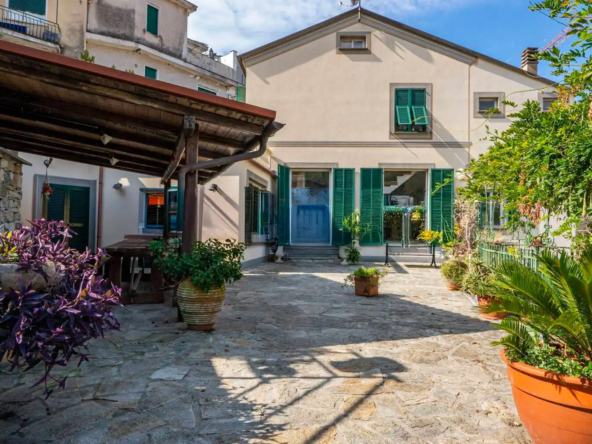 Villa Indipendente Con Giardino E Box A Pochi Passi Dal Mare A Cavi di Lavagna