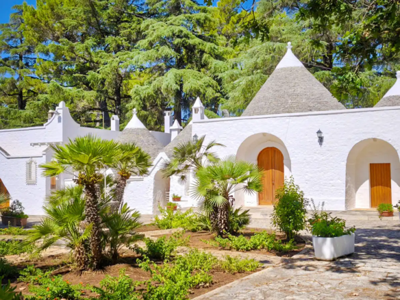 Affascinante complesso di Trulli e Lamie con corte esclusiva, Selva di Fasano