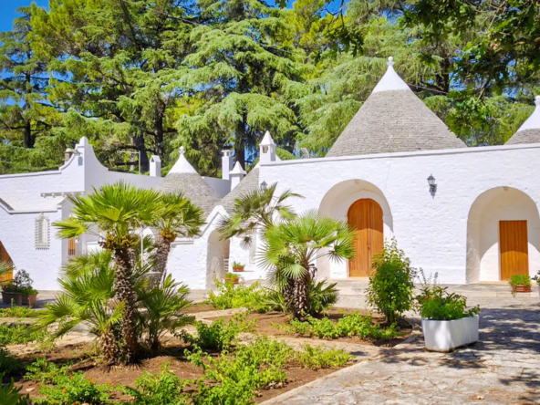 Affascinante complesso di Trulli e Lamie con corte esclusiva, Selva di Fasano