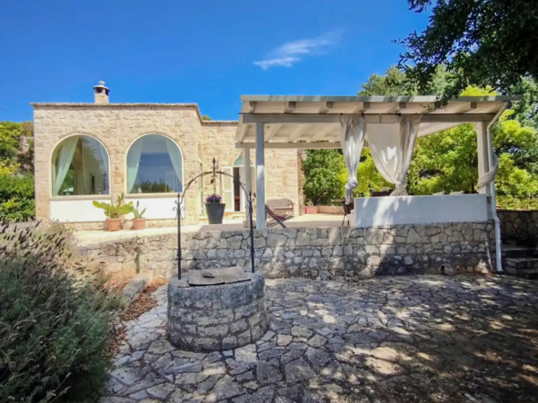 Splendida Villa Contemporanea nella Selva di Fasano