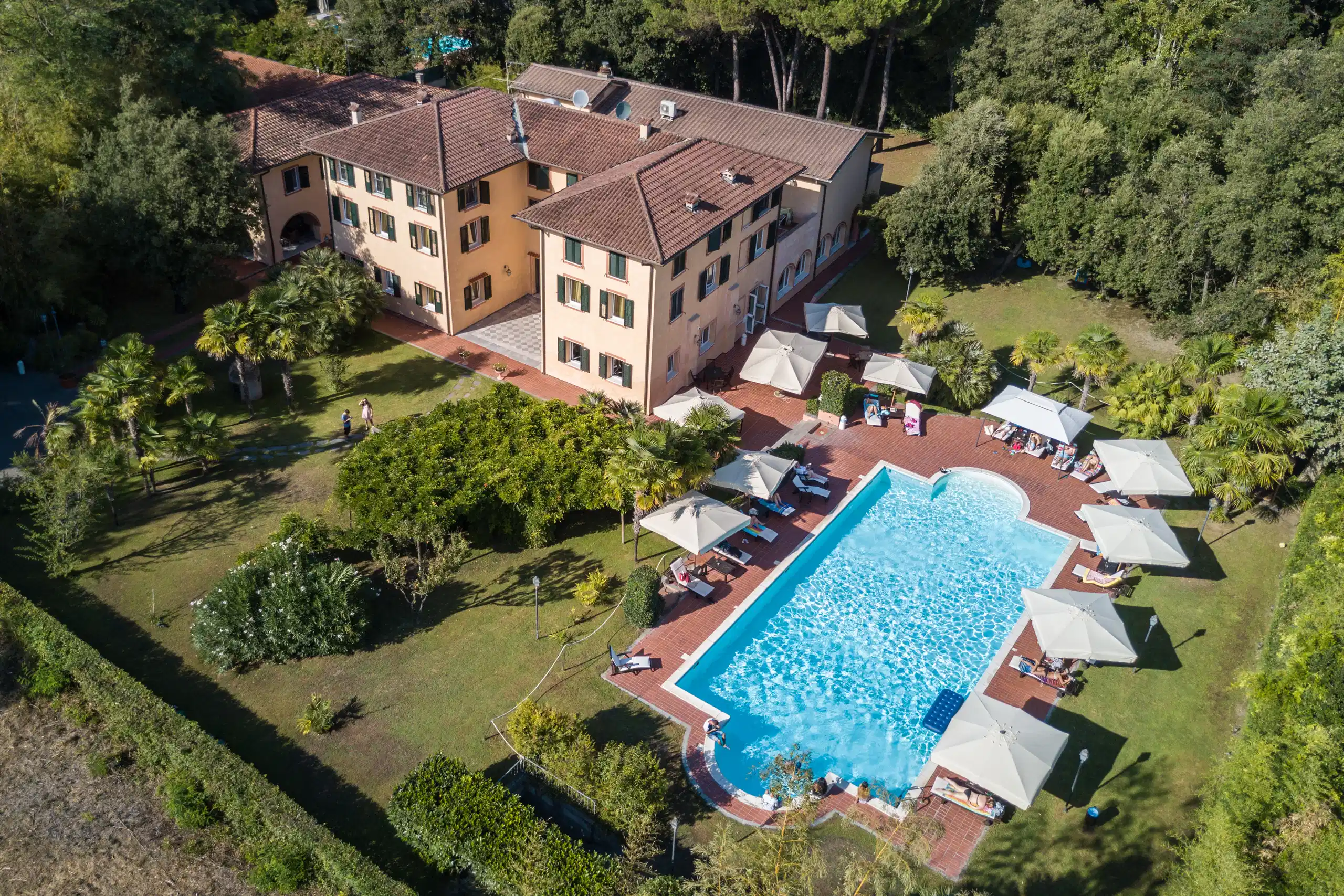 Prestigeträchtige historische Villa Luxushotel in der Nähe des Meeres in Versilia