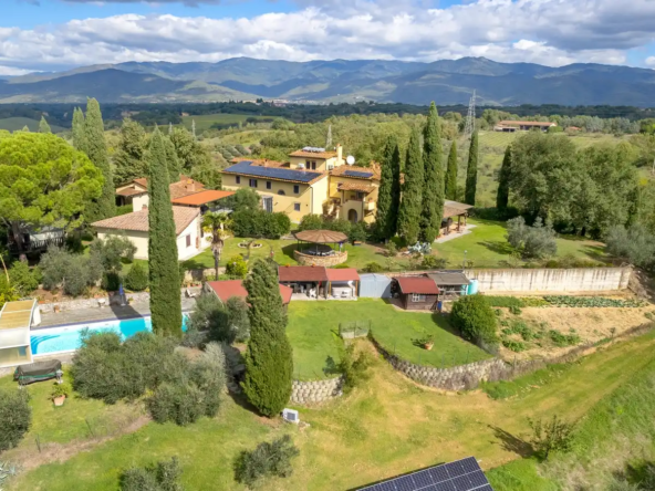 IB 740 Tenuta in vendita Terranuova Bracciolini Arezzo(1)