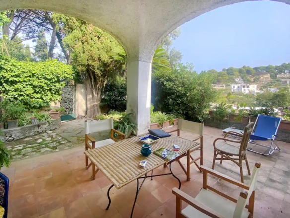 PIP 9 Villa til salgs med hage med havutsikt, Capri