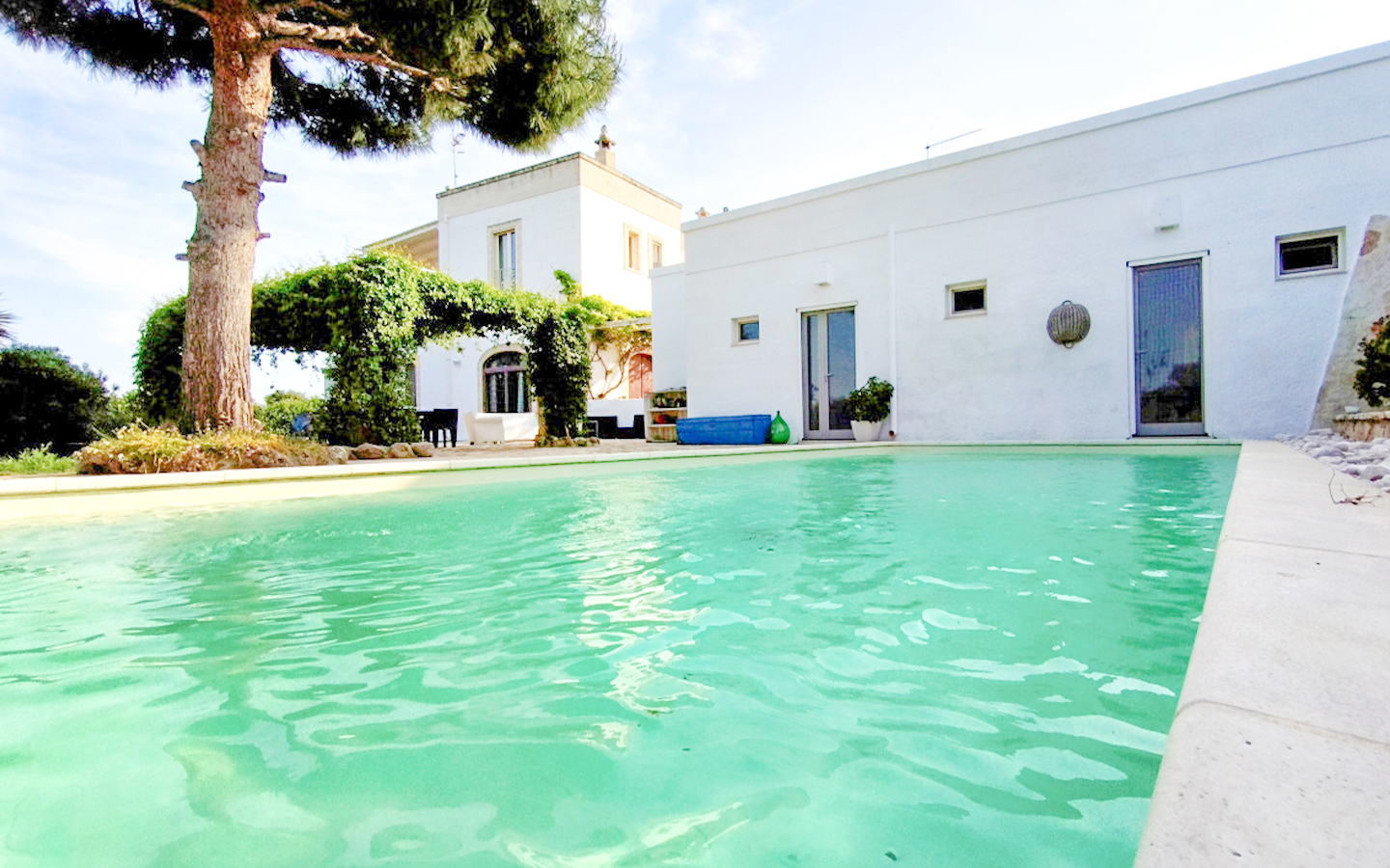Elegante masseria met zwembad en zeezicht, Agro Di Savelletri