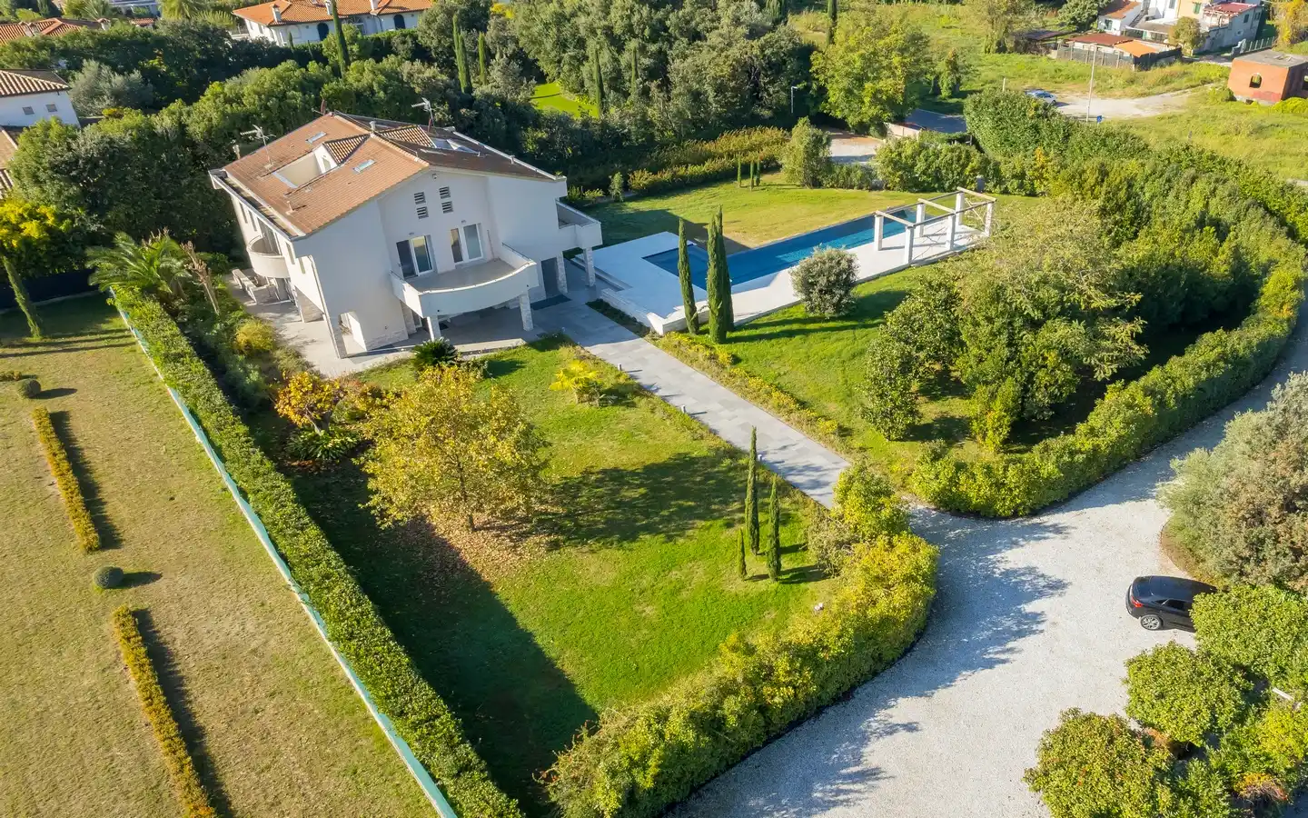 IB 752 Villa in Forte dei Marmi with pool