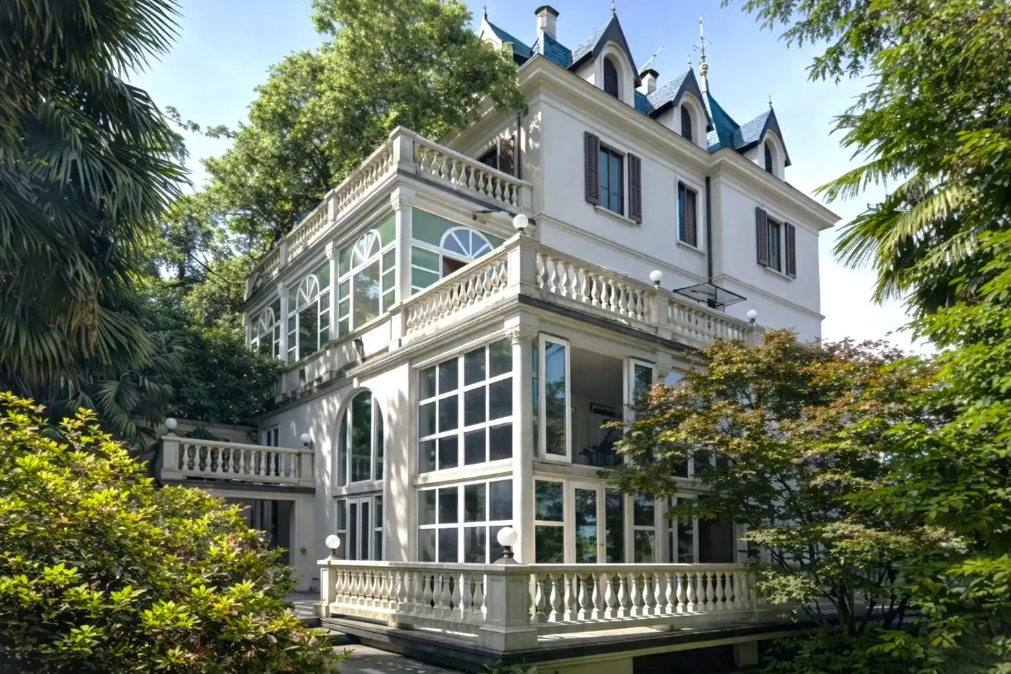 IB 774 Villa con parco e piscina sul Lago Maggiore