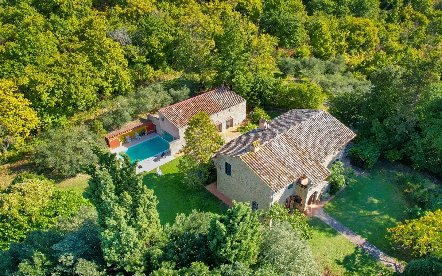 Villa E Dependance Con Piscina Immerse Nel Verde Appena Fuori Perugia