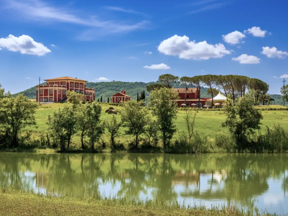 IB 792 Domaine avec piscines à Capalbio (1)