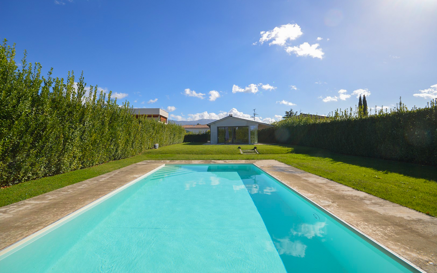 Villa Contemporanea Con Piscina E Domotica A Foligno, Umbria