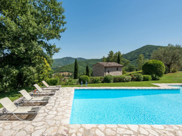 UR 23 Domaine panoramique avec deux villas historiques et piscine chauffée, Umbertide, Ombrie