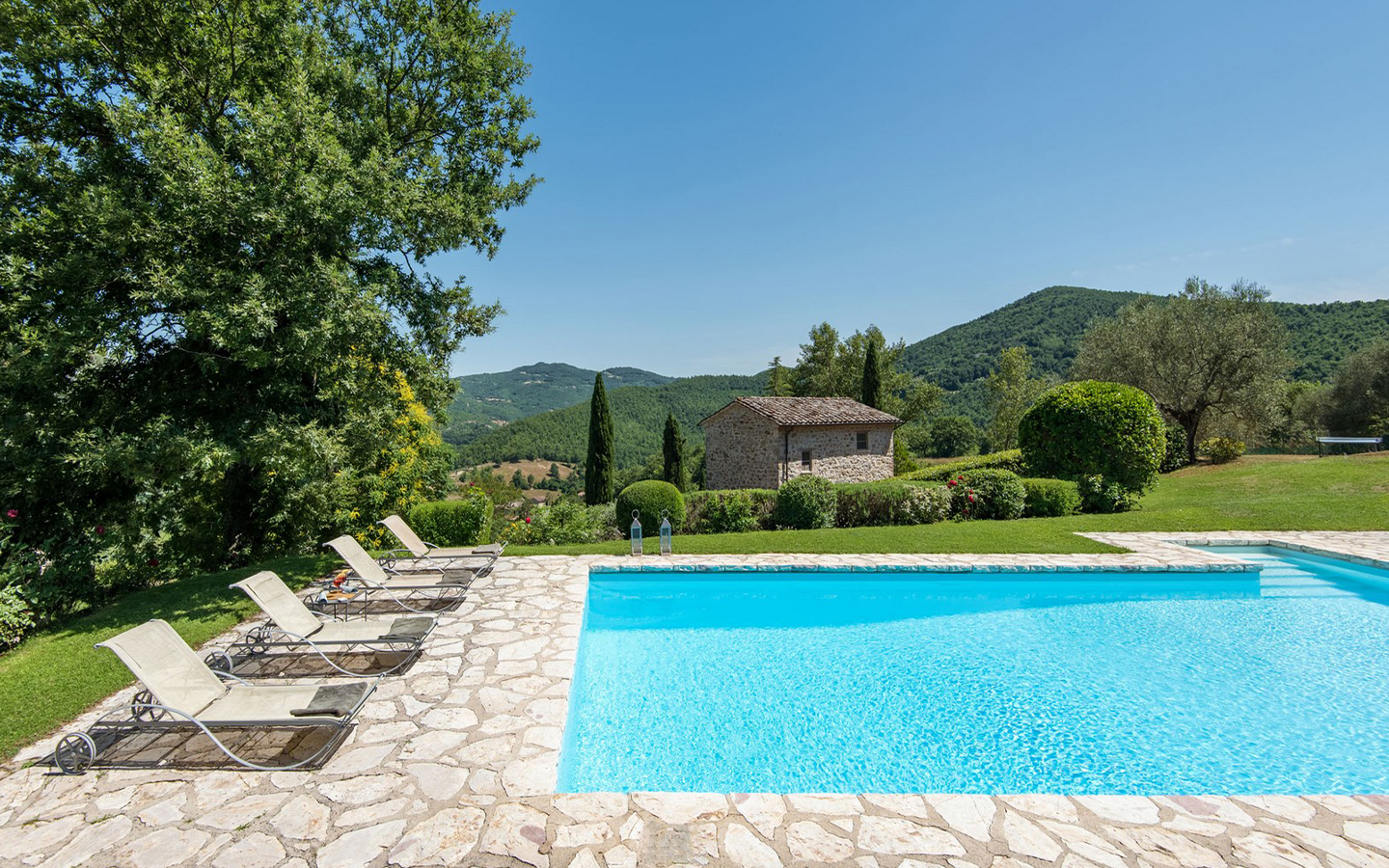 Panoramic Estate With Two Historic Villas And Heated Pool, Umbertide, Umbria