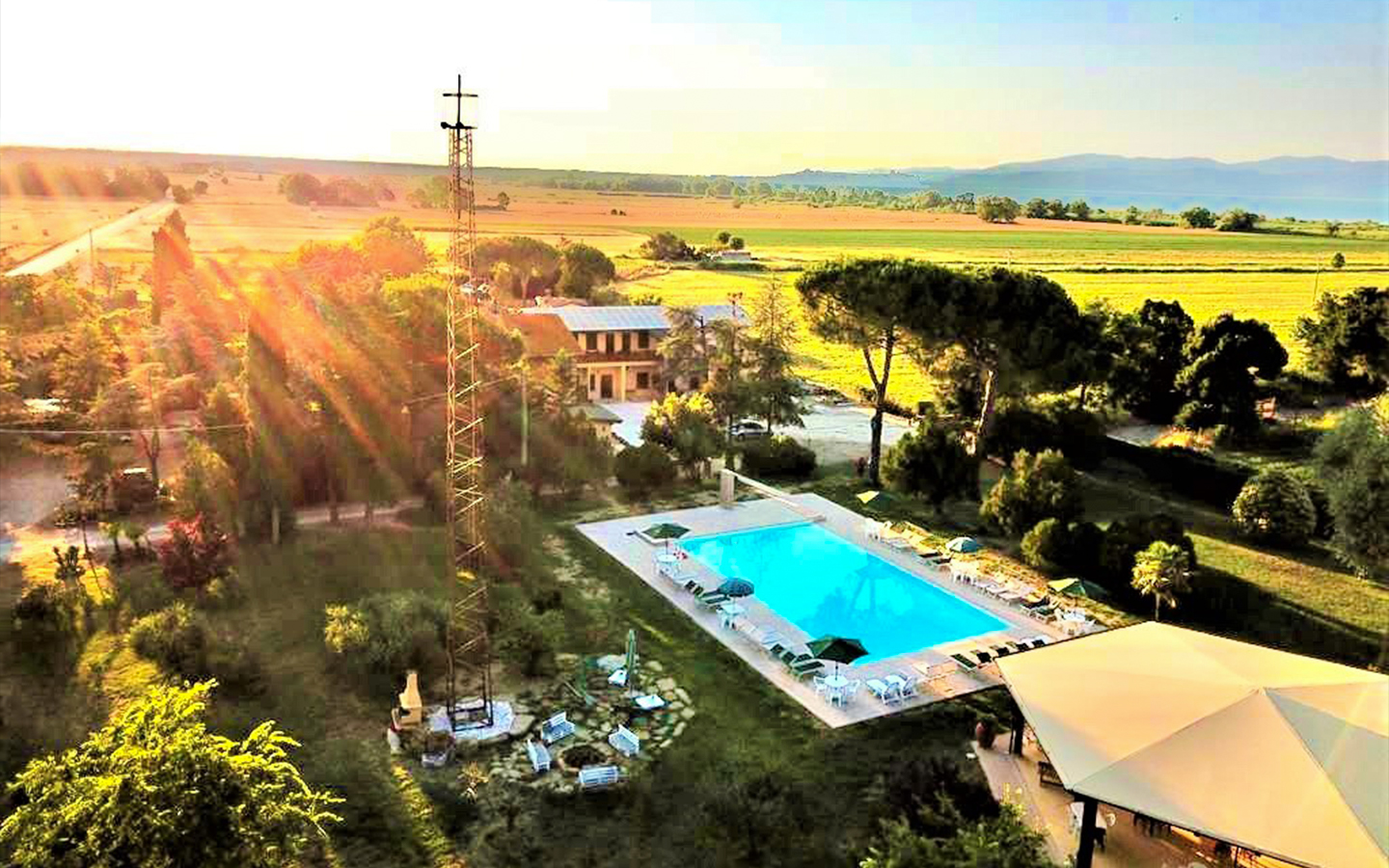 Elegante Tenuta Con Attività Ricettiva E Residenza Privata Vista Lago Trasimeno A Castiglione Del Lago