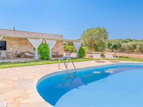 Prestigiosa Villa Paradise Con Piscina E Giardino Panoramico A Ceglie Messapica, Puglia
