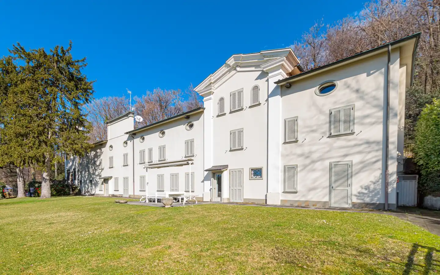 Prestigious Historical Villa With Pool, Park And View Of Bergamo
