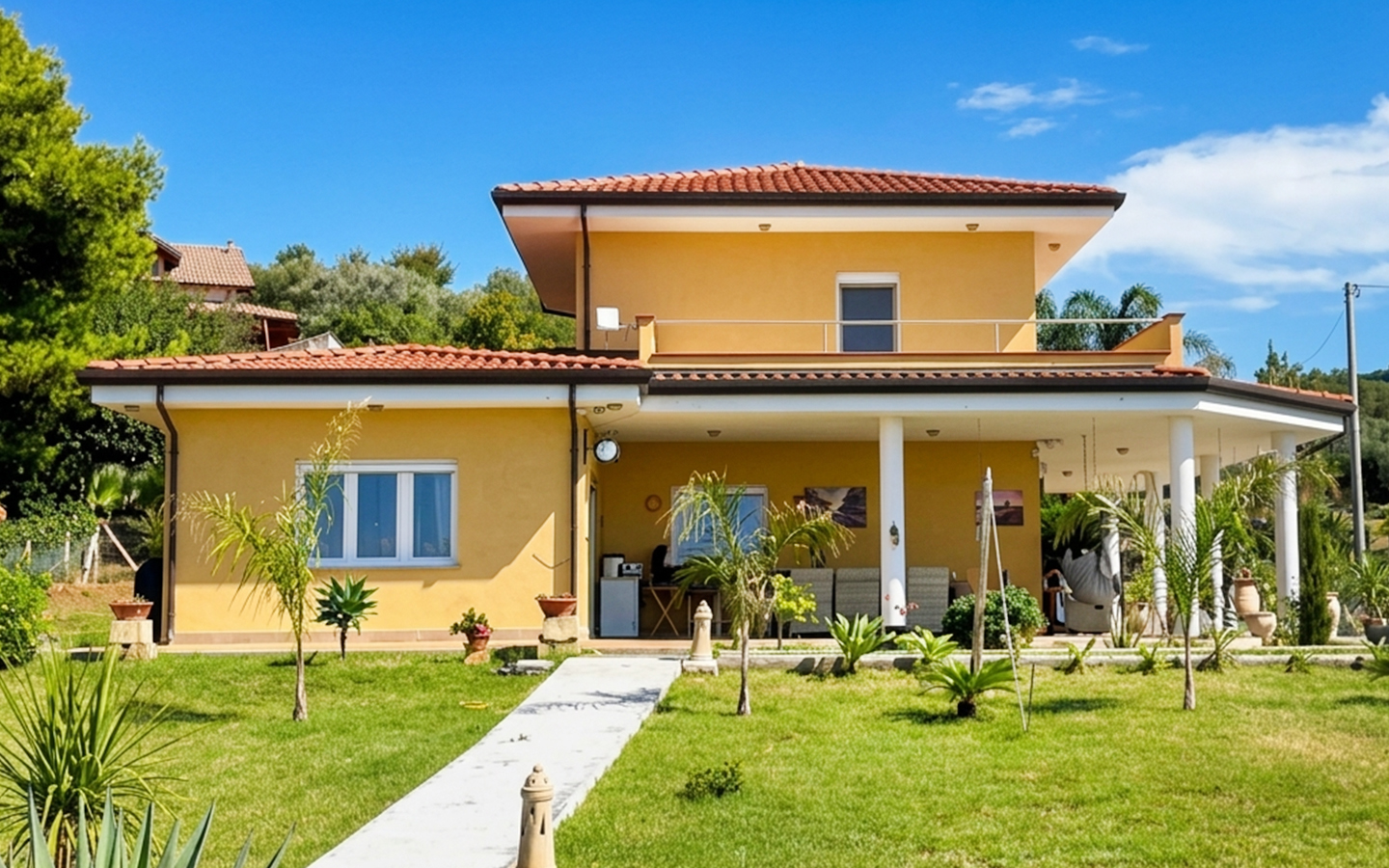 Villa individuelle neuve avec piscine à vendre à quelques kilomètres de Tropea